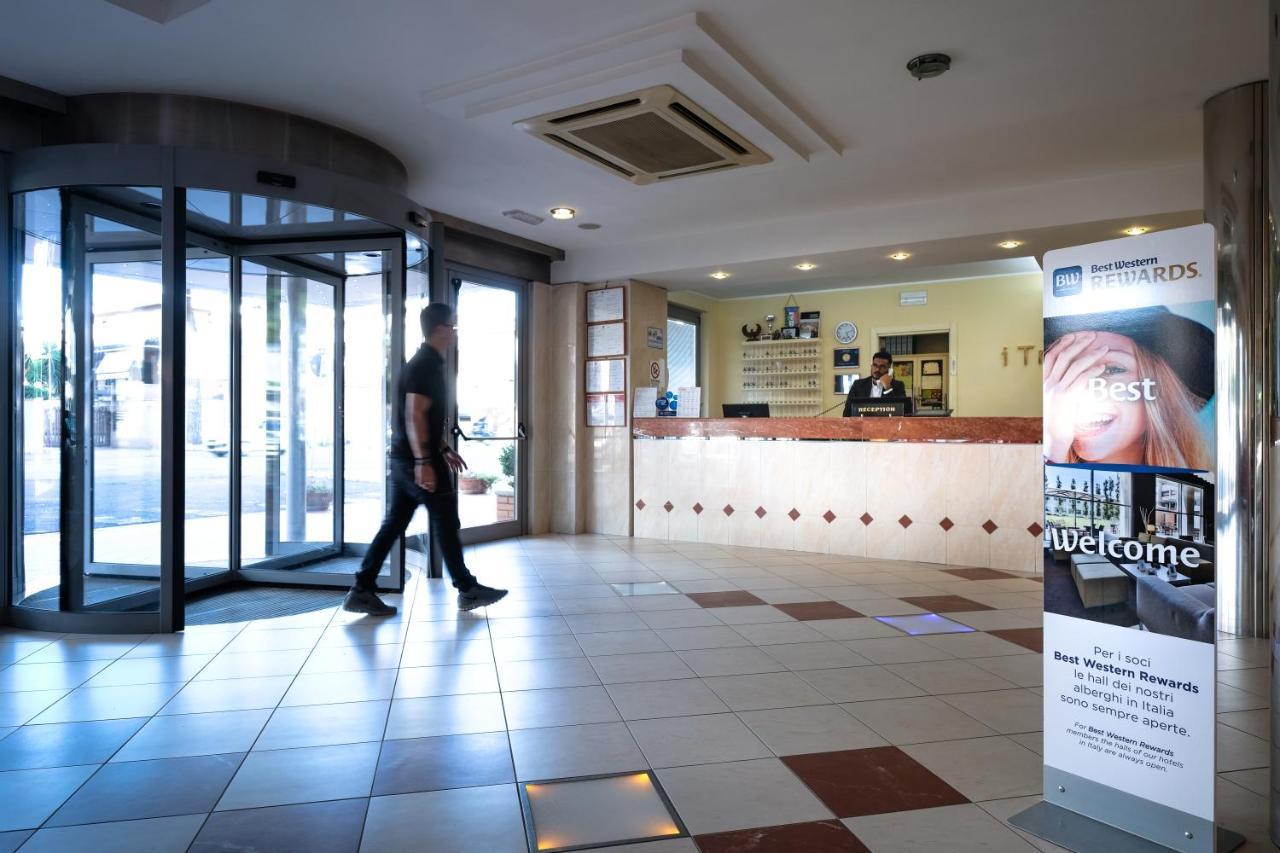 Residence I Triangoli Casal Palocco Ngoại thất bức ảnh