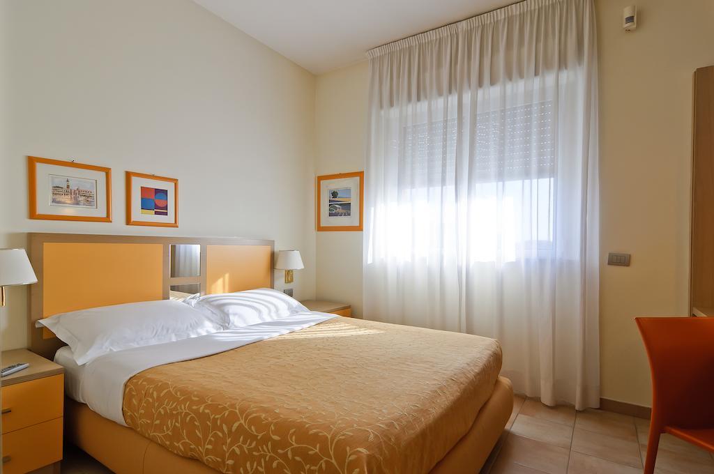 Residence I Triangoli Casal Palocco Phòng bức ảnh